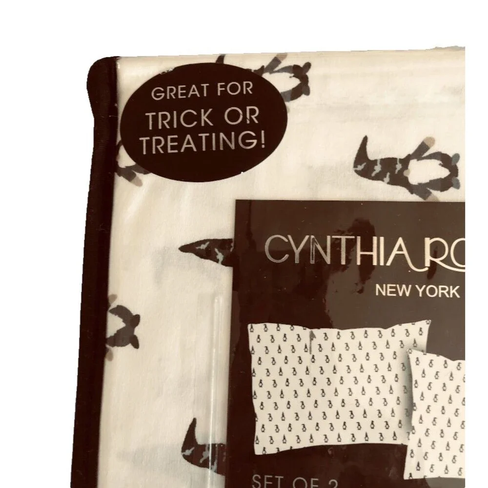 Cynthia Rowley Halloween Standard Pillowcases Gnomes Bats Cotton White Set Of 2